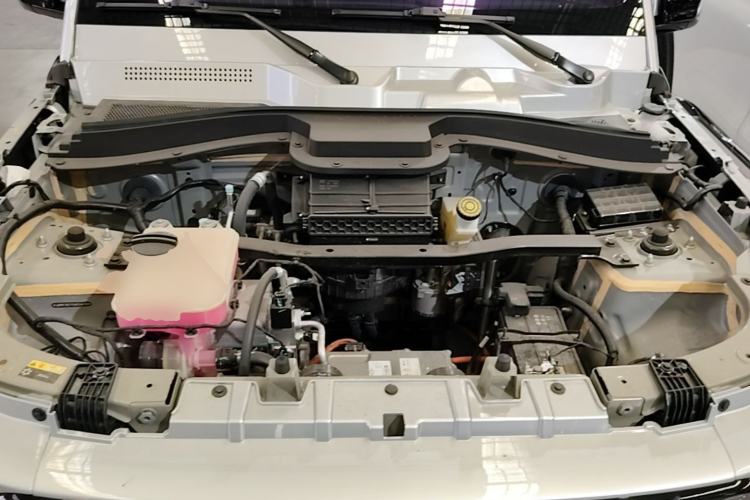 Used iCAR V23 2025 401 Two-Wheel Drive Intelligent Driving Version Engine Bay
