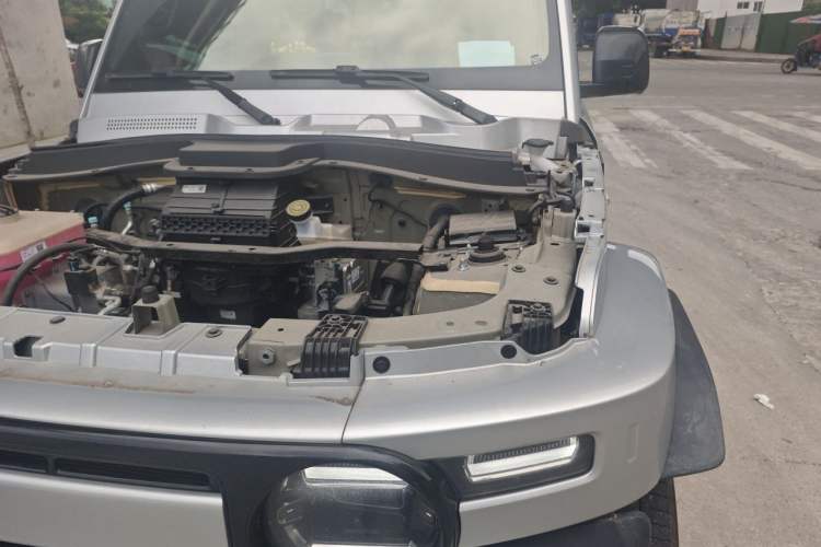 Used iCAR V23 2025 501 Four-Wheel Drive Intelligent Driving Version Engine Bay Left