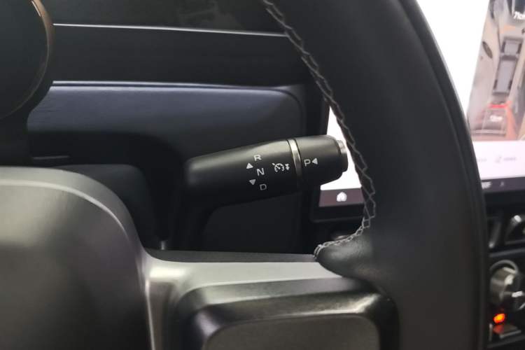 Used iCAR V23 2025 501 Four-Wheel Drive Intelligent Driving Version Gear Lever