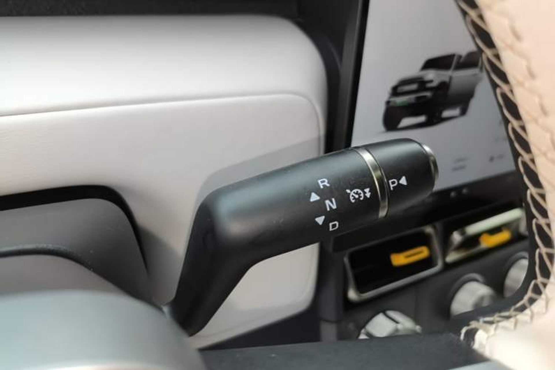 Used iCAR V23 2025 501 Four-Wheel Drive Intelligent Driving Version Gear Lever