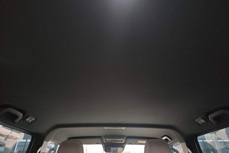 Used iCAR V23 2025 401 Two-Wheel Drive Intelligent Driving Version Headliner