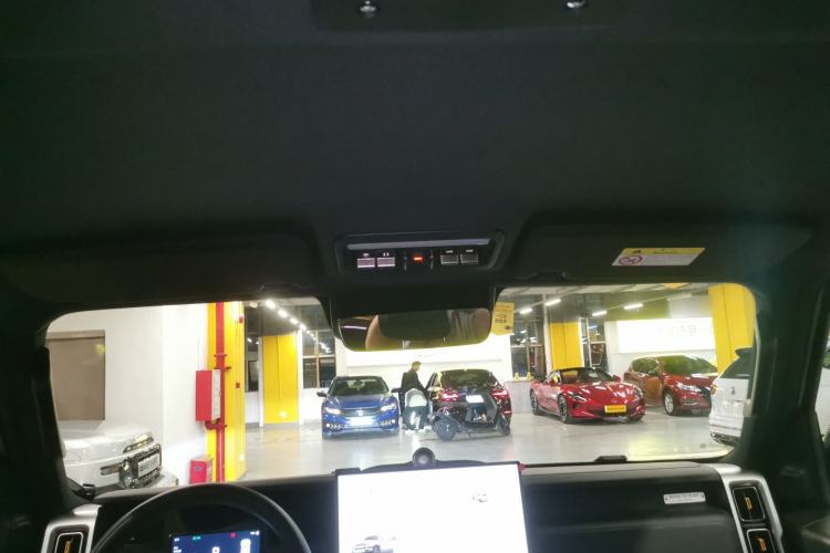 Used iCAR V23  Headliner