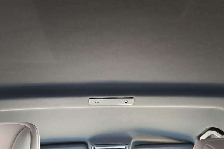 Used iCAR V23 2025 401 Two-Wheel Drive Advanced Edition Headliner