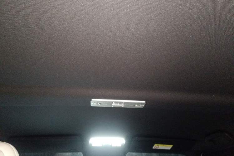 Used iCAR V23 2025 401 Two-Wheel Drive Intelligent Driving Version Headliner