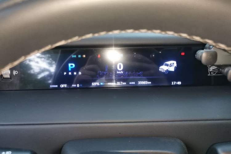 Used iCAR V23 2025 501 Four-Wheel Drive Intelligent Driving Version Instrument Cluster