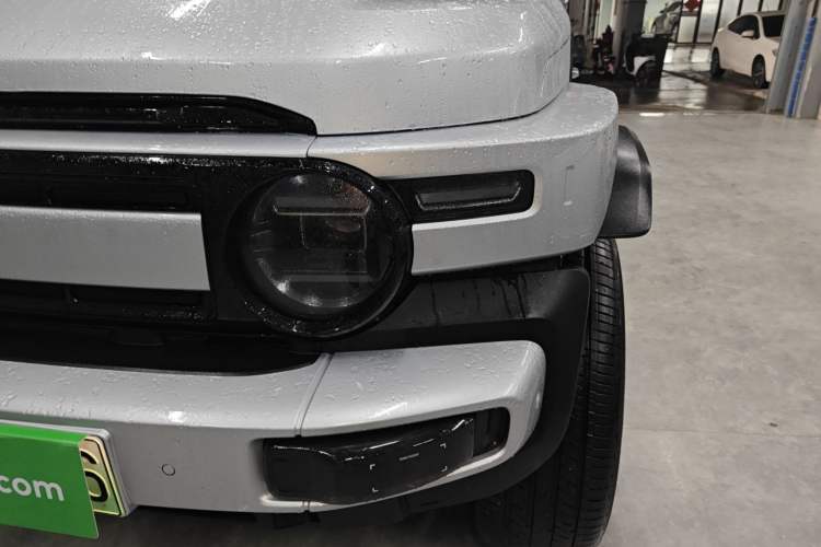 Used iCAR V23 2025 501 Four-Wheel Drive Intelligent Driving Version Left Front Headlight