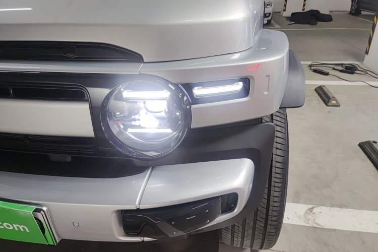 Used iCAR V23 2025 501 Four-Wheel Drive Intelligent Driving Version Left Front Headlight