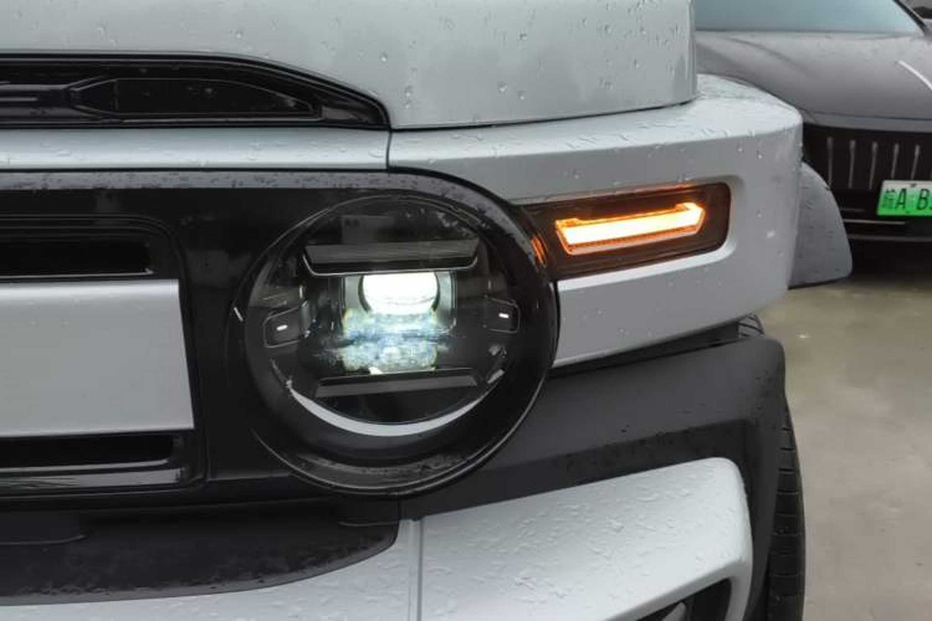 Used iCAR V23 2025 501 Four-Wheel Drive Intelligent Driving Version Left Front Headlight
