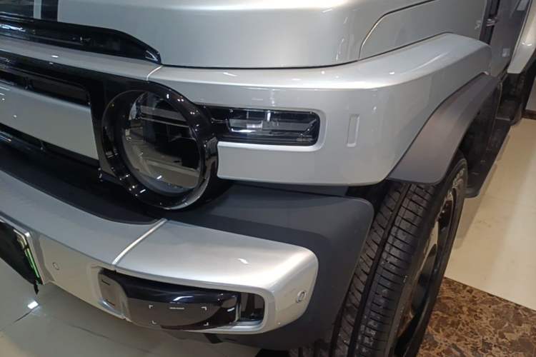 Used iCAR V23 2025 501 Four-Wheel Drive Intelligent Driving Version Left Front Headlight