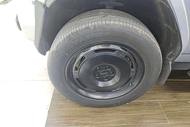 Used iCAR V23 2025 501 Four-Wheel Drive Advanced Version Left Front Wheel Hub