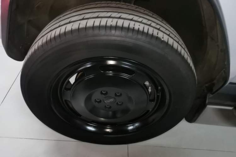 Used iCAR V23 2025 401 Two-Wheel Drive Advanced Edition Left Front Wheel Hub