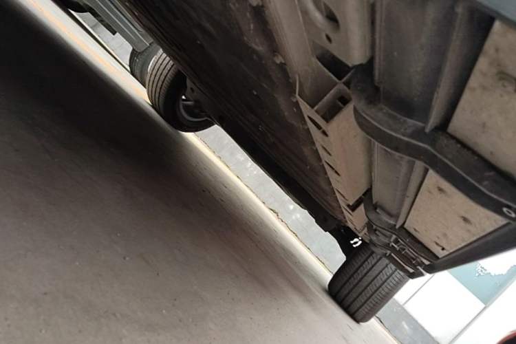 Used iCAR V23 2025 401 Two-Wheel Drive Advanced Edition Left Side Sill