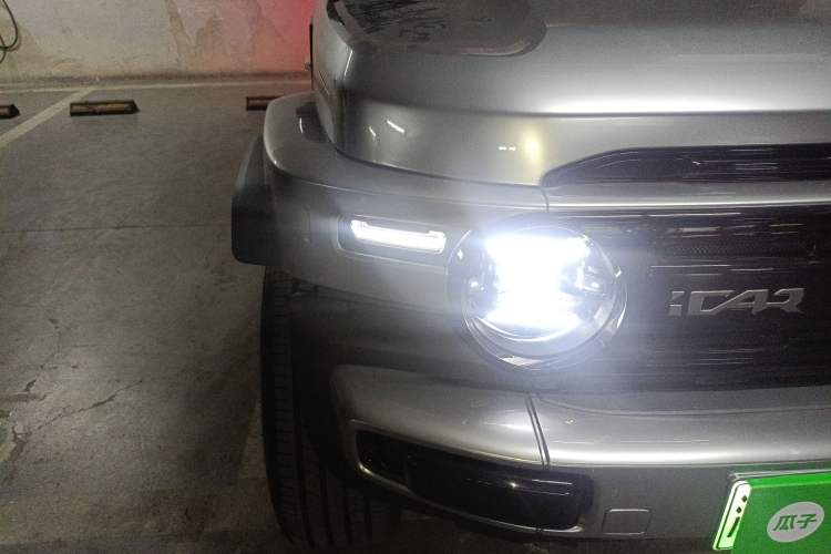 Used iCAR V23 2025 501 Four-Wheel Drive Advanced Version Right Front Headlight