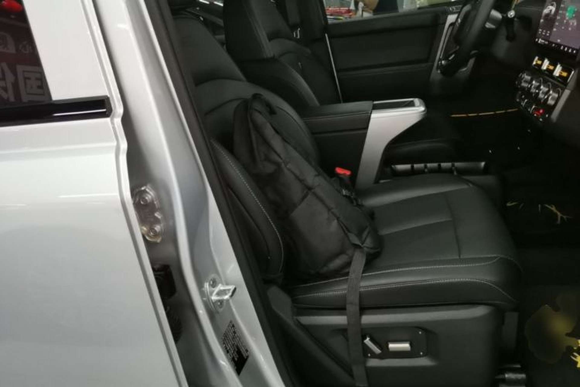 Used iCAR V23 2025 401 Two-Wheel Drive Advanced Edition Right Front Seat
