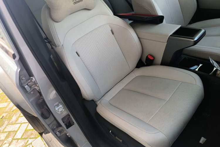 Used iCAR V23 2025 401 Two-Wheel Drive Intelligent Driving Version Right Front Seat