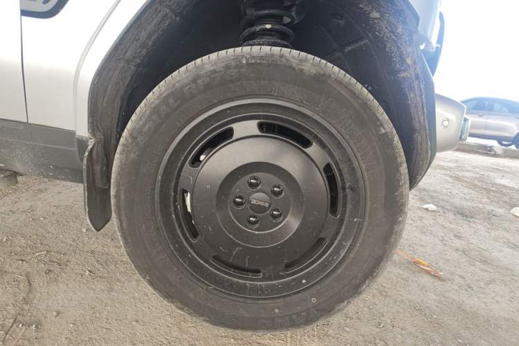 Used iCAR V23 2025 550 Two-Wheel Drive Intelligent Driving Version Right Front Wheel Hub