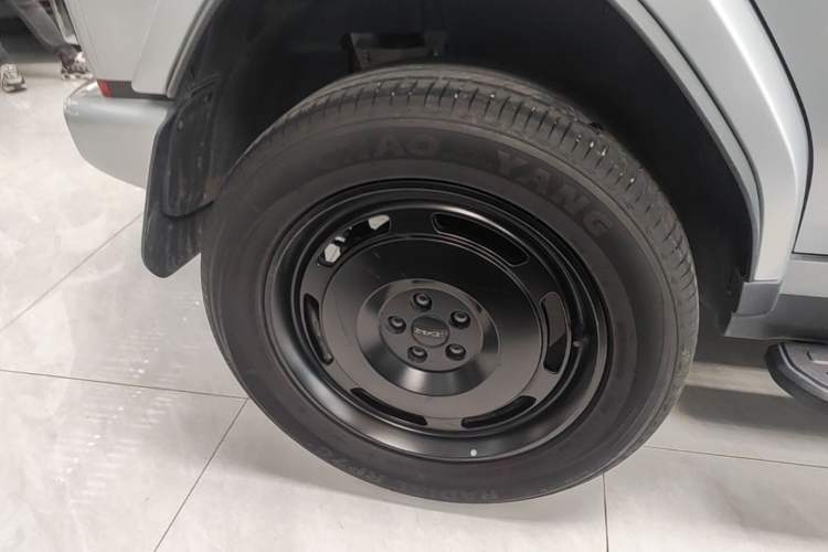 Used iCAR V23 2025 401 Two-Wheel Drive Advanced Edition Right Rear Wheel Hub