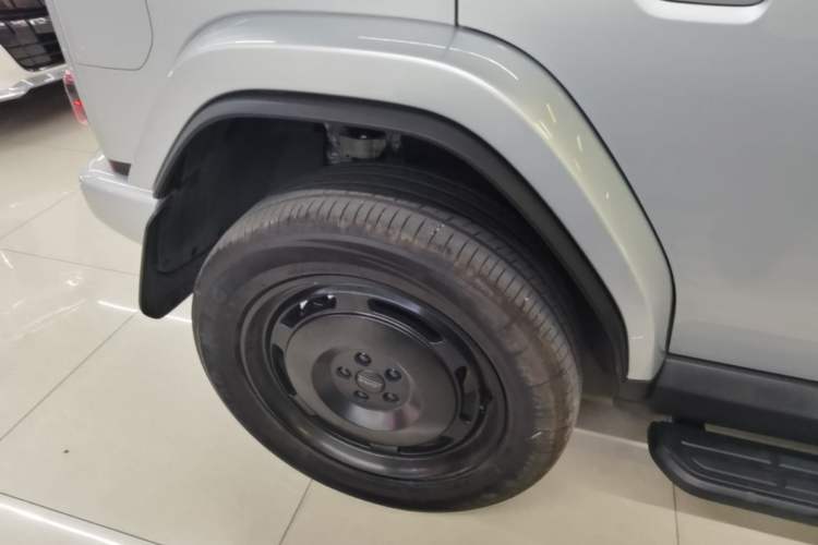 Used iCAR V23 2025 401 Two-Wheel Drive Advanced Edition Right Rear Wheel Hub