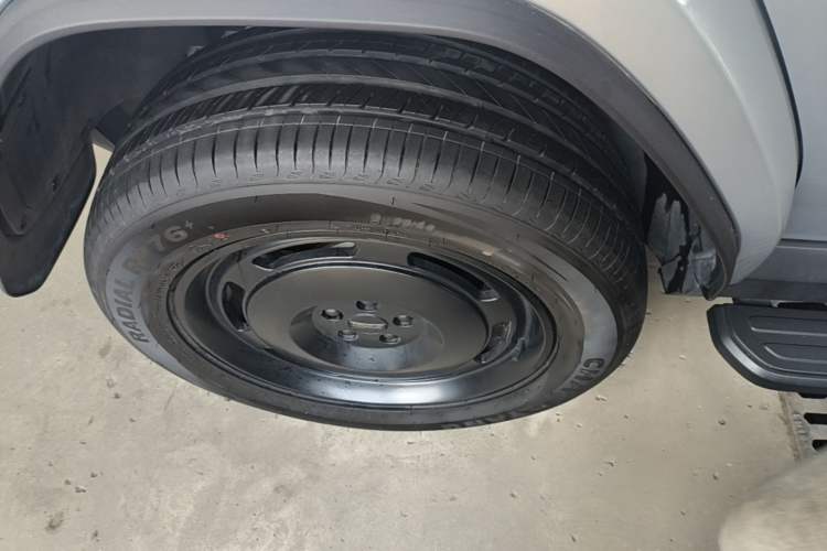 Used iCAR V23 2025 401 Two-Wheel Drive Intelligent Driving Version Right Rear Wheel Hub
