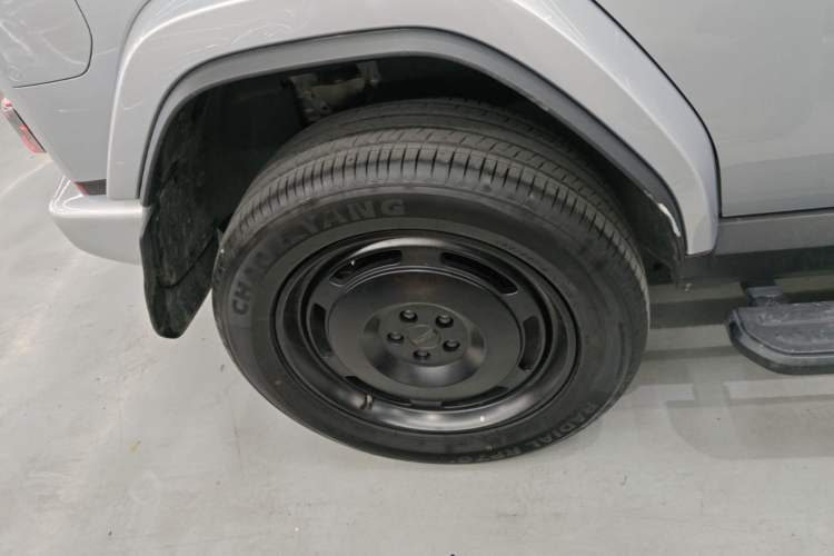 Used iCAR V23 2025 401 Two-Wheel Drive Advanced Edition Right Rear Wheel Hub