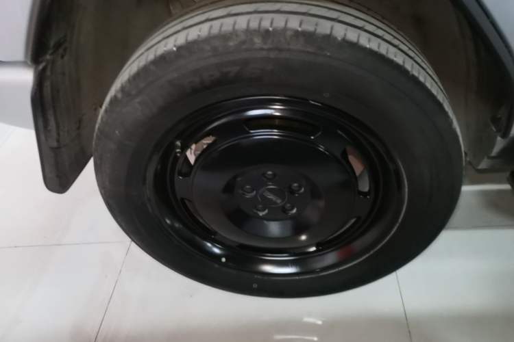 Used iCAR V23 2025 401 Two-Wheel Drive Advanced Edition Right Rear Wheel Hub