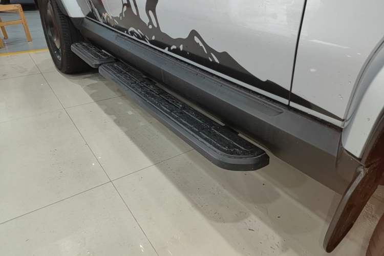 Used iCAR V23 2025 401 Two-Wheel Drive Intelligent Driving Version Right Side Sill