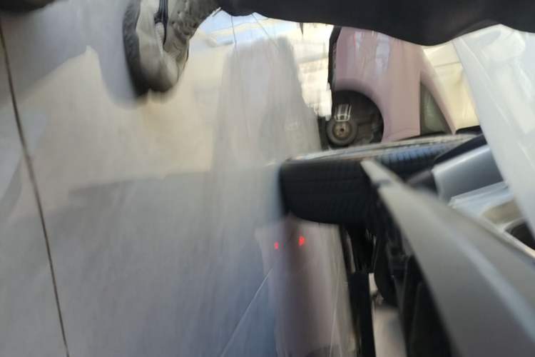Used iCAR V23 2025 550 Two-Wheel Drive Intelligent Driving Version Right Side Sill