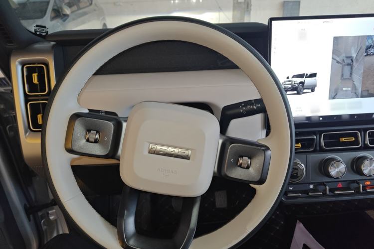 Used iCAR V23 2025 401 Two-Wheel Drive Intelligent Driving Version Steering Wheel