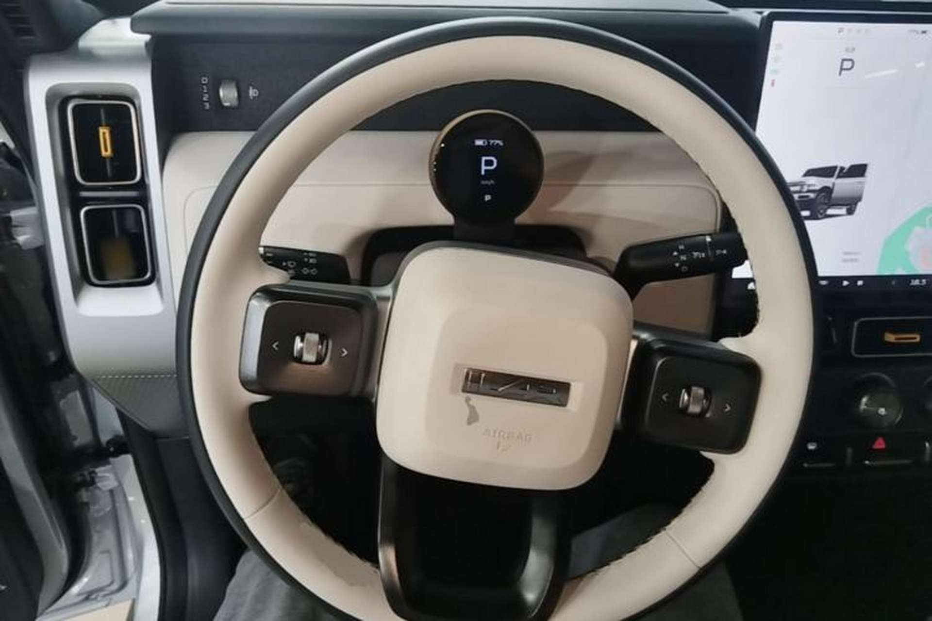 Used iCAR V23 2025 501 Four-Wheel Drive Advanced Version Steering Wheel