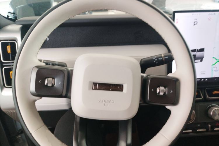 Used iCAR V23 2025 401 Two-Wheel Drive Intelligent Driving Version Steering Wheel