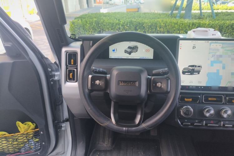 Used iCAR V23 2025 401 Two-Wheel Drive Intelligent Driving Version Steering Wheel