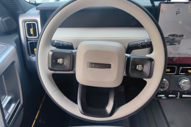 Used iCAR V23 2025 401 Two-Wheel Drive Intelligent Driving Version Steering Wheel