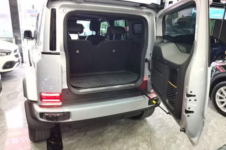 Used iCAR V23 2025 550 Two-Wheel Drive Intelligent Driving Version Trunk