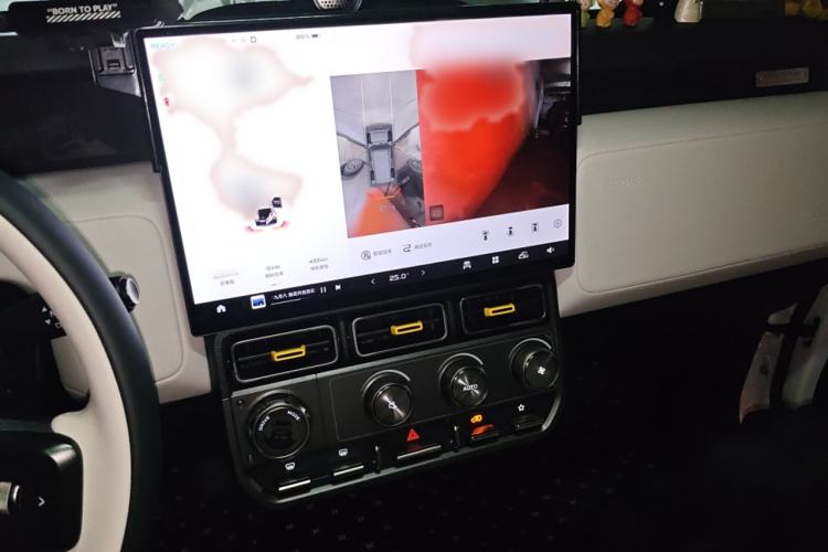 Used iCAR V23 2025 501 Four-Wheel Drive Intelligent Driving Version Audio And AC Panel