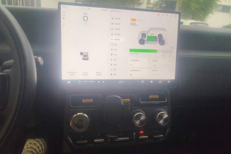 Used iCAR V23 2025 501 Four-Wheel Drive Intelligent Driving Version Audio And AC Panel