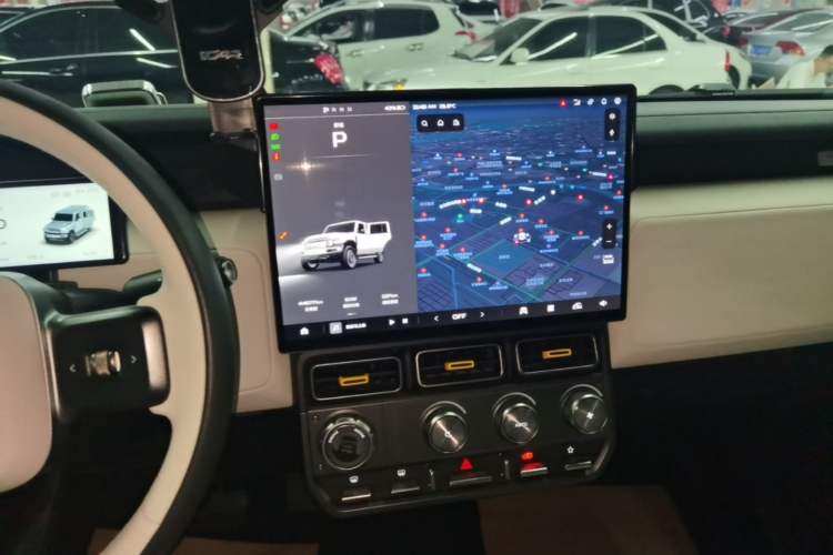 Used iCAR V23 2025 401 Two-Wheel Drive Advanced Edition Audio And AC Panel