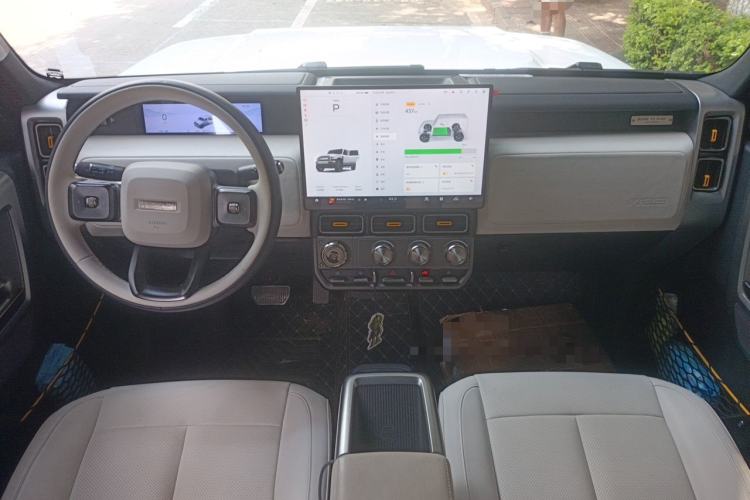 Used iCAR V23 2025 550 Two-Wheel Drive Intelligent Driving Version Center Console