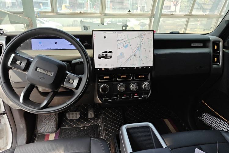Used iCAR V23 2025 501 Four-Wheel Drive Intelligent Driving Version Center Console