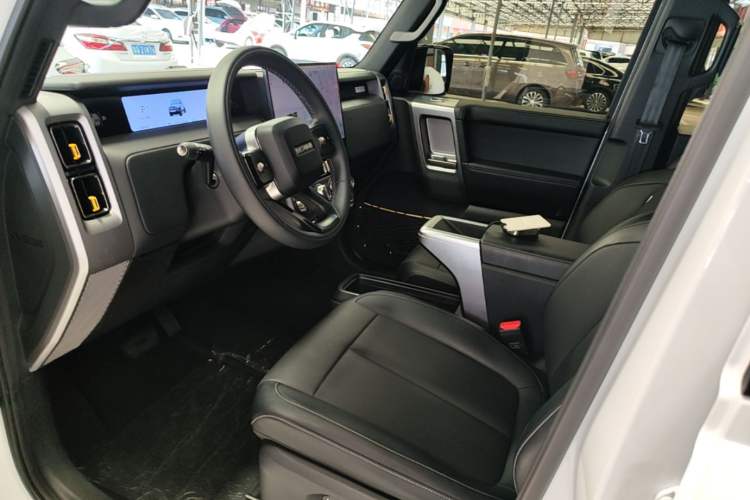 Used iCAR V23 2025 401 Two-Wheel Drive Intelligent Driving Version Driver Seat
