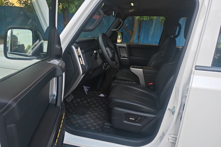 Used iCAR V23 2025 501 Four-Wheel Drive Advanced Version Driver Seat