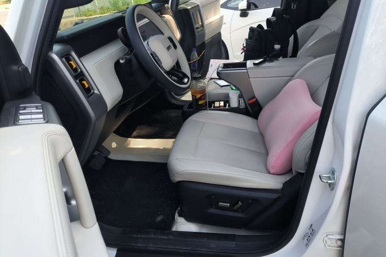 Used iCAR V23 2025 401 Two-Wheel Drive Intelligent Driving Version Driver Seat