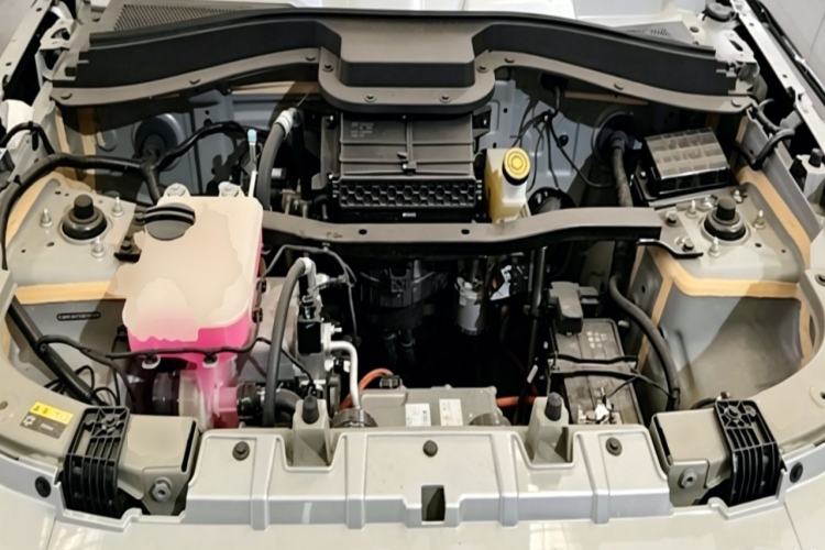 Used iCAR V23 2025 401 Two-Wheel Drive Intelligent Driving Version Engine Bay