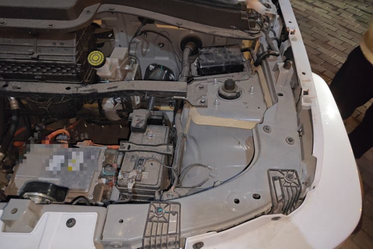 Used iCAR V23 2025 401 Two-Wheel Drive Advanced Edition Engine Bay Left