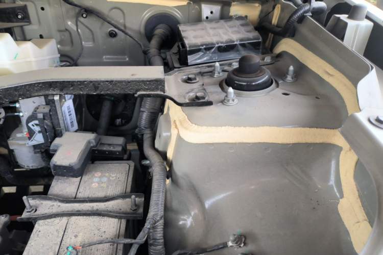 Used iCAR V23 2025 401 Two-Wheel Drive Intelligent Driving Version Engine Bay Left