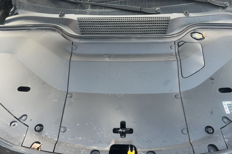 Used iCAR V23 2025 501 Four-Wheel Drive Advanced Version Engine Bay