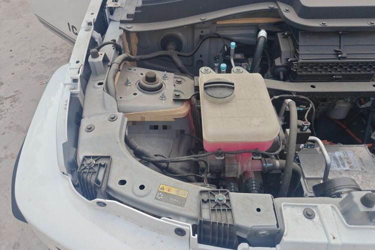 Used iCAR V23 2025 401 Two-Wheel Drive Advanced Edition Engine Bay Right