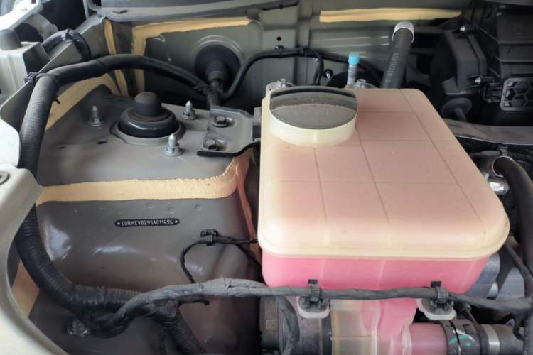 Used iCAR V23 2025 401 Two-Wheel Drive Intelligent Driving Version Engine Bay Right