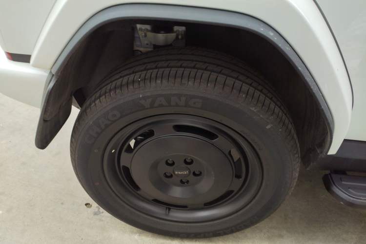 Used iCAR V23 2025 401 Two-Wheel Drive Advanced Edition Exterior 8