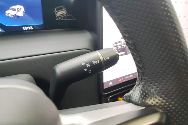Used iCAR V23 2025 401 Two-Wheel Drive Advanced Edition Gear Lever