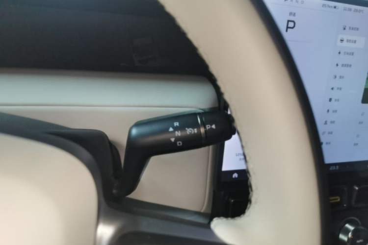 Used iCAR V23 2025 401 Two-Wheel Drive Advanced Edition Gear Lever